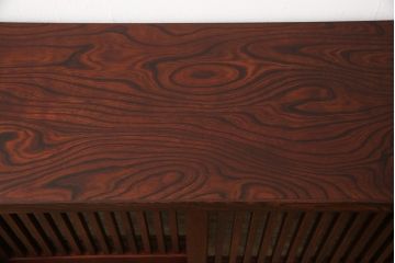 中古　美品　伝統民芸家具　迫力のある杢目が魅力的な岩谷堂箪笥サイドボード(引き出し、収納棚、キャビネット)(R-053839)