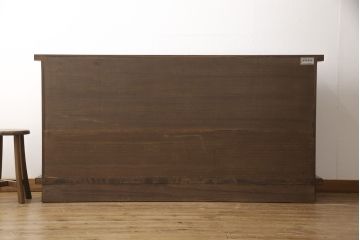 中古　美品　伝統民芸家具　迫力のある杢目が魅力的な岩谷堂箪笥サイドボード(引き出し、収納棚、キャビネット)(R-053839)