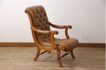 中古　美品　横浜ダニエル(daniel)　クラシカルな佇まいが魅力的なブーツワイドアームチェア(定価約41万円)(ラウンジチェア、1人掛けソファ、椅子)(R-053856)