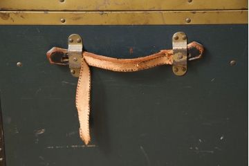 和製アンティーク　HEMISPHERE　置くだけで空間演出を盛り上げてくれる船トランク(トランクテーブル、センターテーブル、ローテーブル)(R-053872)