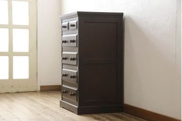 中古　美品　希少サイズ　北海道民芸家具　丁度いいサイズ感が魅力的なチェスト(引き出し、収納タンス、サイドチェスト)(R-053875)