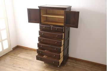 中古　希少サイズ　北海道民芸家具　丁度いいサイズ感が魅力的な縦型チェスト(引き出し、収納タンス、和たんす)(R-053878)