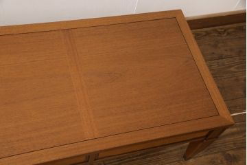 中古　マホガニー材　DREXEL HERITAGE(ドレクセルヘリテイジ)　Triune(トライユン)　カクテルテーブル(定価約21万円)(センターテーブル、リビングテーブル)(R-053892)