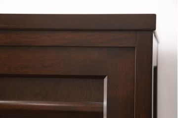 中古　超美品　松本民芸家具　特注品　高山デザイン　落ち着きのある佇まいが魅力的な水屋箪笥(食器棚、戸棚、収納棚、キャビネット)(R-053899)