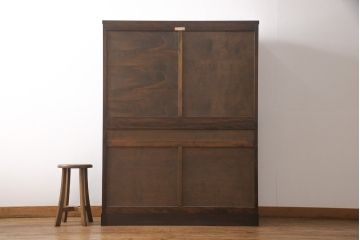 中古　超美品　松本民芸家具　特注品　高山デザイン　落ち着きのある佇まいが魅力的な水屋箪笥(食器棚、戸棚、収納棚、キャビネット)(R-053899)