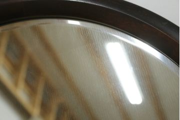 中古　美品　松本民芸家具　西洋アンティークのような雰囲気を感じさせる、丸型一面鏡のドレッサー(鏡台、ミラー)(定価約43万円)(R-053900)