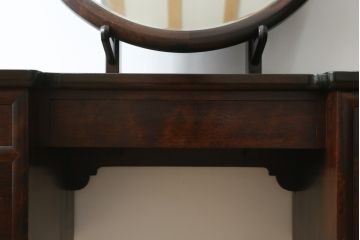 中古　美品　松本民芸家具　西洋アンティークのような雰囲気を感じさせる、丸型一面鏡のドレッサー(鏡台、ミラー)(定価約43万円)(R-053900)