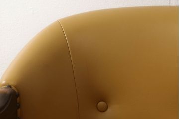 中古　超美品　特注品　横浜ダニエル(daniel)取り扱い　三越家具　カントリーハウス　本革張り　クラシカルで温かみのある空間を演出するアームチェア(ラウンジチェア、椅子)(定価約20万円以上)(R-053908)
