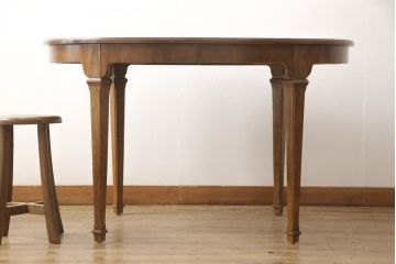 ヴィンテージ家具　DREXEL HERITAGE(ドレクセルヘリテイジ)　TRYON MANOR(トライオンメナー)　天板のデザインがおしゃれ!気品ある佇まいのダイニングテーブル(エクステンションテーブル、伸長式、ビンテージ)(R-053911)