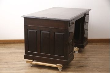 中古　松本民芸家具　シックな色合いが上品なM型両袖机(両袖デスク、ワークデスク、在宅ワーク、在宅用)(定価約72万円)(R-053912)