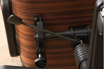 和製ビンテージ　コクヨ　ローズウッド材　希少モデル!かっこ良さと温かい雰囲気を兼ね備えたデスクチェア(ドクターチェア、オフィスチェア、回転チェア、アームチェア、ヴィンテージ)(R-053913)