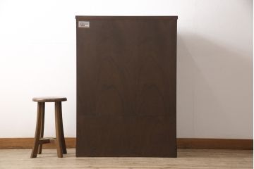 中古　美品　岩谷堂箪笥　凝ったデザインの金具が目を引く収納箪笥(和たんす、引き出し、チェスト)(R-053930)