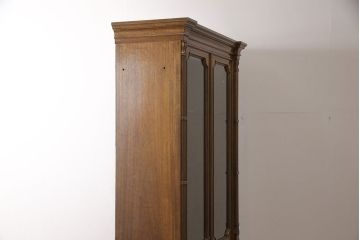 中古　美品　DREXEL HERITAGE(ドレクセルヘリテイジ)　品のある佇まいが魅力的なキュリオケース(チャイナキャビネット、飾り棚、ガラスケース)(R-053959)