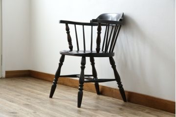 中古　松本民芸家具　#91型　落ち着きのある空間を演出するキャプテンチェア(アームチェア、板座チェア、椅子、ダイニングチェア)(R-053960)