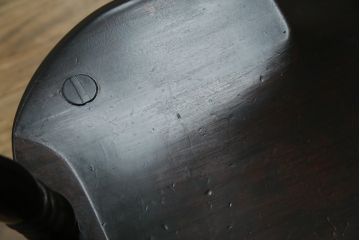 中古　松本民芸家具　#91型　落ち着きのある空間を演出するキャプテンチェア(アームチェア、板座チェア、椅子、ダイニングチェア)(R-053960)