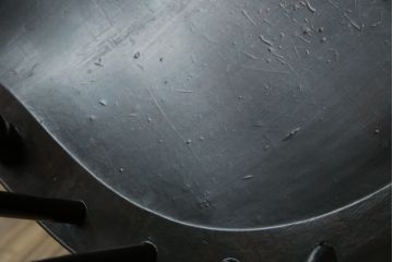 中古　松本民芸家具　#91型　落ち着きのある空間を演出するキャプテンチェア(アームチェア、板座チェア、椅子、ダイニングチェア)(R-053960)