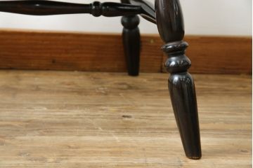 中古　松本民芸家具　#91型　落ち着きのある空間を演出するキャプテンチェア(アームチェア、板座チェア、椅子、ダイニングチェア)(R-053960)