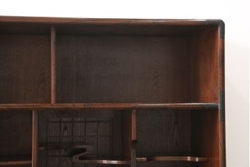 中古　美品　仙台門間屋　重厚感のある佇まいが上質な和の空間づくりにぴったりな2段重ね茶箪笥(定価約70万円)(仙台箪笥、茶棚、戸棚、収納棚)(R-053961)
