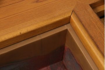 中古　美品　総ケヤキ材(欅)　美しい杢目が上質な和の雰囲気を高める関西火鉢(囲炉裏、座卓、テーブル)(R-053973)