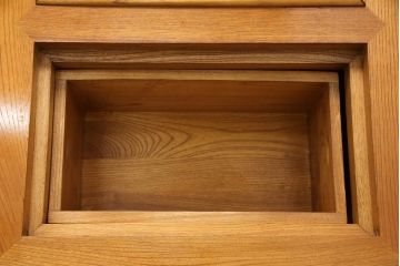 中古　美品　総ケヤキ材(欅)　美しい杢目が上質な和の雰囲気を高める関西火鉢(囲炉裏、座卓、テーブル)(R-053973)