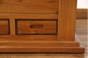 中古　美品　総ケヤキ材(欅)　美しい杢目が上質な和の雰囲気を高める関西火鉢(囲炉裏、座卓、テーブル)(R-053973)