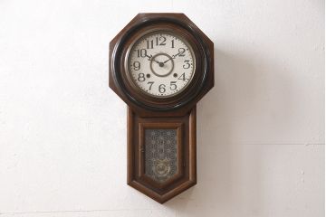 和製アンティーク　当店オリジナル紋様ガラス入り　電池式　八角形のレトロな柱時計(掛け時計、八角時計)(R-053978)