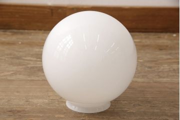 アンティーク照明　シンプルなデザインが取り入れやすい球体型の天井照明(吊り下げ照明、ペンダントライト)(R-053983)