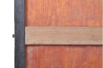 和製アンティーク　金具付き　歴史を刻んだ味わいが魅力的な板戸扉(ドア、建具)(R-053996)