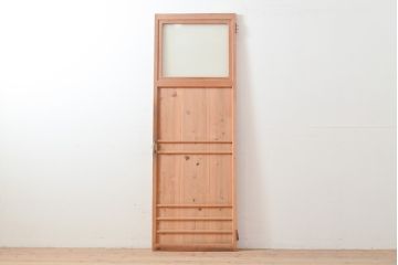 アンティーク建具　ナチュラルな雰囲気がかわいらしい木製扉(ドア、建具)(R-054001)