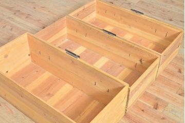 和製アンティーク　ヒノキ材　和モダンな空間づくりにおすすめの時代箪笥(チェスト、引き出し、収納箪笥)(R-054009)