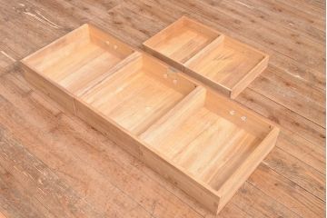 中古　国産　手造り工芸家具　蒔絵入り　気品が漂う総桐箪笥ローボード(テレビ台、桐たんす、収納棚)(R-054024)