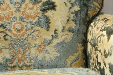 中古　美品　カリモク家具(karimoku)　domani(ドマーニ)　Louis(ルイ)XVシリーズ　ルイ15世　優雅なひとときを演出してくれる1人掛けソファ(定価約50万円)(アームソファ、一人掛け、1P)(R-054026)