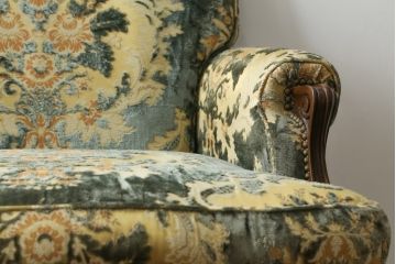 中古　美品　カリモク家具(karimoku)　domani(ドマーニ)　Louis(ルイ)XVシリーズ　ルイ15世　優雅なひとときを演出してくれる1人掛けソファ(定価約50万円)(アームソファ、一人掛け、1P)(R-054026)