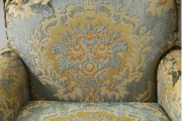 中古　カリモク家具(karimoku)　domani(ドマーニ)　Louis(ルイ)XVシリーズ　ルイ15世　優雅なひとときを演出してくれる1人掛けソファ(定価約50万円)(アームソファ、一人掛け、1P)(R-054027)