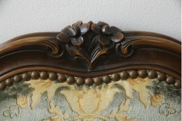 中古　カリモク家具(karimoku)　domani(ドマーニ)　Louis(ルイ)XVシリーズ　ルイ15世　優雅なひとときを演出してくれる1人掛けソファ(定価約50万円)(アームソファ、一人掛け、1P)(R-054027)
