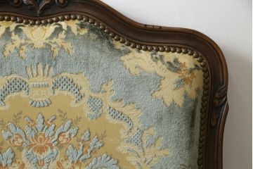 中古　カリモク家具(karimoku)　domani(ドマーニ)　Louis(ルイ)XVシリーズ　ルイ15世　優雅なひとときを演出してくれる1人掛けソファ(定価約50万円)(アームソファ、一人掛け、1P)(R-054027)