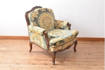 張替え費込み!! 中古　カリモク家具(karimoku)　domani(ドマーニ)　Louis(ルイ)XVシリーズ　ルイ15世　優雅なひとときを演出してくれる1人掛けソファ(定価約50万円)(アームソファ、一人掛け、1P)(R-054029)