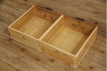 中古　民芸家具　前面ケヤキ材　古い金具を使って再生された車箪笥(和たんす、時代箪笥、戸棚)(R-054031)