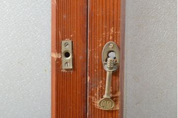アンティーク建具　シンプルなデザインのガラス戸2枚(引き戸、建具)(R-054091)