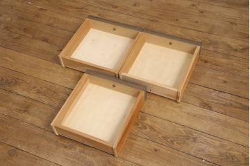 ビンテージ家具　神戸洋家具　永田良介商店　イギリスアンティークを彷彿とさせるサイドボード(キャビネット、収納棚、飾り棚、ヴィンテージ)(R-054131)