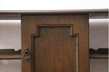 ビンテージ家具　神戸洋家具　永田良介商店　イギリスアンティークを彷彿とさせるサイドボード(キャビネット、収納棚、飾り棚、ヴィンテージ)(R-054131)
