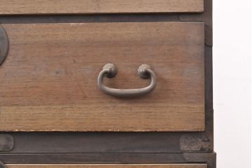 和製アンティーク　シンプルなデザインで取り入れやすい収納箪笥(和箪笥、引き出し、チェスト)(R-054145)