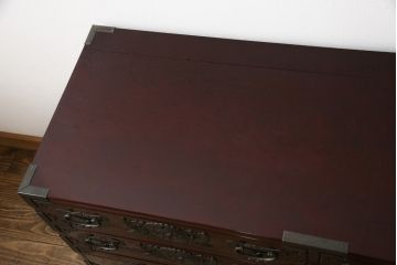 中古　美品　牡丹をあしらった金具と漆塗りが高級感溢れる仙台箪笥(定価約95万円)(収納箪笥、引き出し、チェスト)(R-054158)