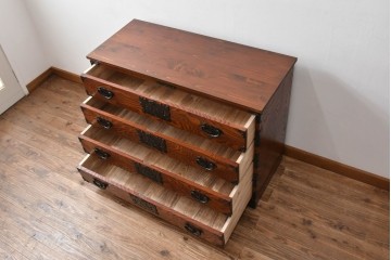 中古　岩谷堂箪笥　天板リメイク　趣きのある和を感じさせる渋い佇まいのチェスト　(R-054166)