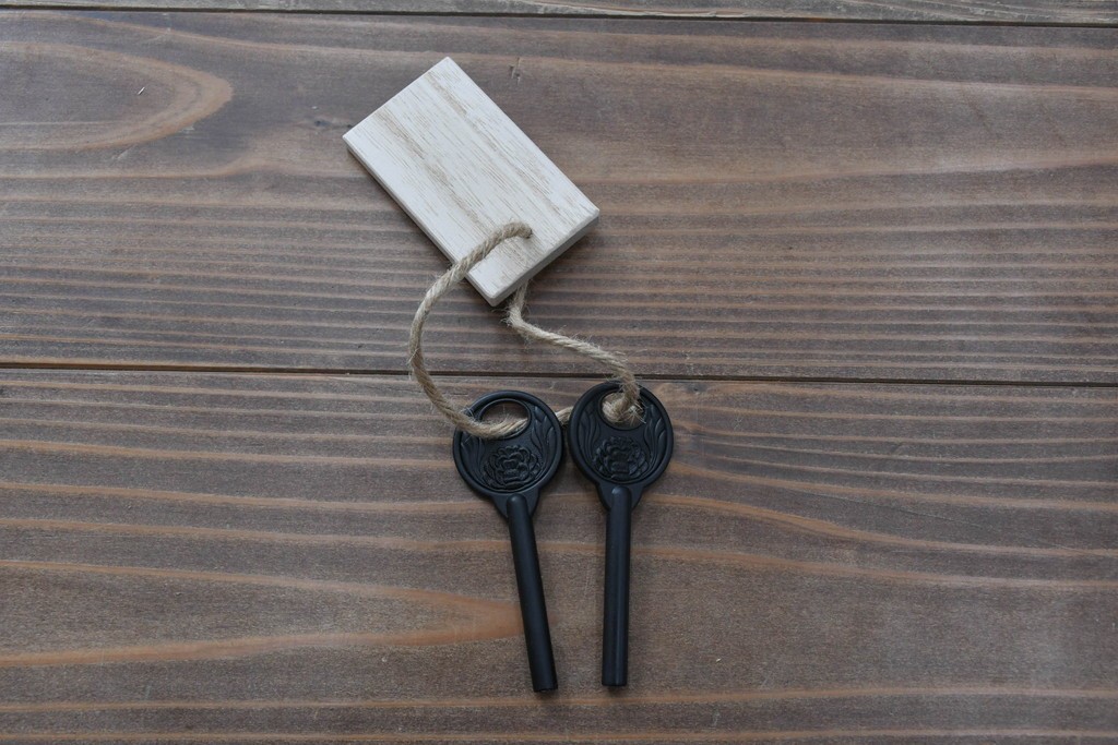 中古　岩谷堂箪笥　天板リメイク　趣きのある和を感じさせる渋い佇まいのチェスト　(R-054166)