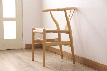 中古　北欧家具　デンマーク　ビーチ材　CARL HANSEN & SON(カール・ハンセン&サン) CH24 Yチェア ナチュラルスタイルの空間づくりにおすすめのペーパーコードダイニングチェア(アームチェア)(R-054168)