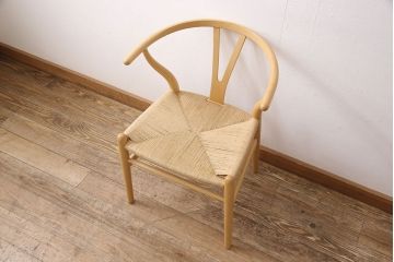 中古　北欧家具　デンマーク　ビーチ材　CARL HANSEN & SON(カール・ハンセン&サン) CH24 Yチェア ナチュラルスタイルの空間づくりにおすすめのペーパーコードダイニングチェア(アームチェア)(R-054168)