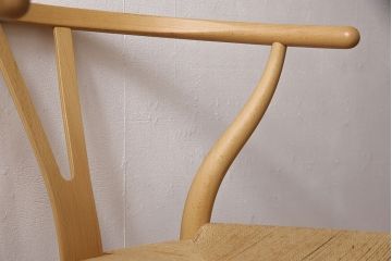 中古　北欧家具　デンマーク　ビーチ材　CARL HANSEN & SON(カール・ハンセン&サン) CH24 Yチェア ナチュラルスタイルの空間づくりにおすすめのペーパーコードダイニングチェア(アームチェア)(R-054168)