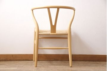 中古　北欧家具　デンマーク　ビーチ材　CARL HANSEN & SON(カール・ハンセン&サン) CH24 Yチェア ナチュラルスタイルの空間づくりにおすすめのペーパーコードダイニングチェア(アームチェア)(R-054168)