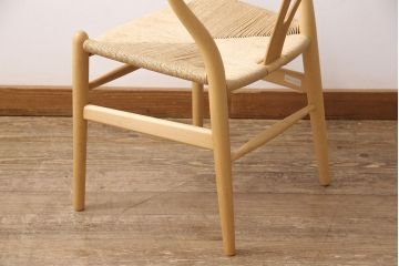 中古　北欧家具　デンマーク　ビーチ材　CARL HANSEN & SON(カール・ハンセン&サン) CH24 Yチェア ナチュラルスタイルの空間づくりにおすすめのペーパーコードダイニングチェア(アームチェア)(R-054168)